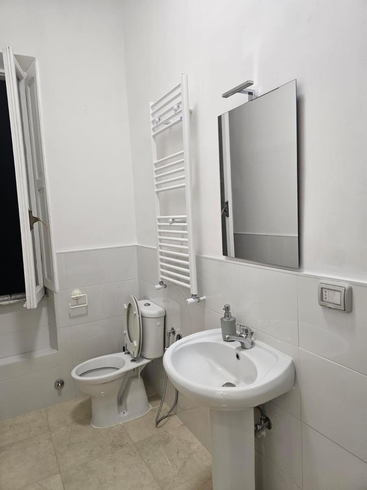 Raynova Roma Quarto foto